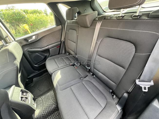 ford kuga titanium