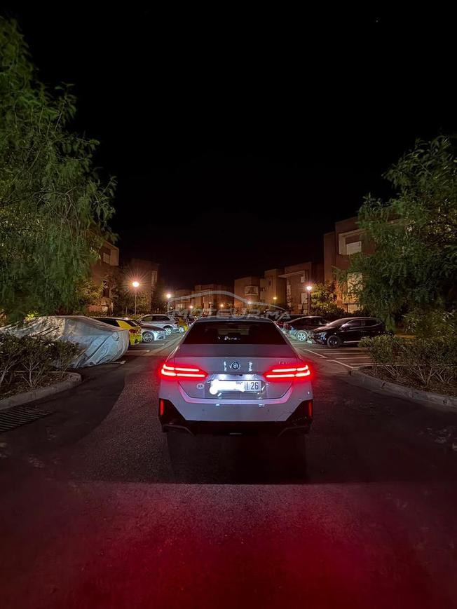 BMW Série 5 PACK M 2026 PRESQUE WW - premiere main