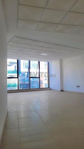 À louer – Plateau bureau de 48 m² Bd Bentachfine - 2