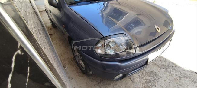 كليو 2 موديل 2000 طنجة مغوغة 