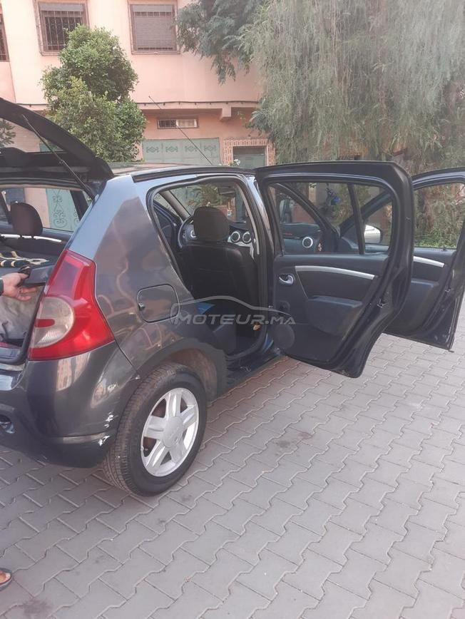 Dacia Sandero Essence Manuelle 2012 à Marrakech