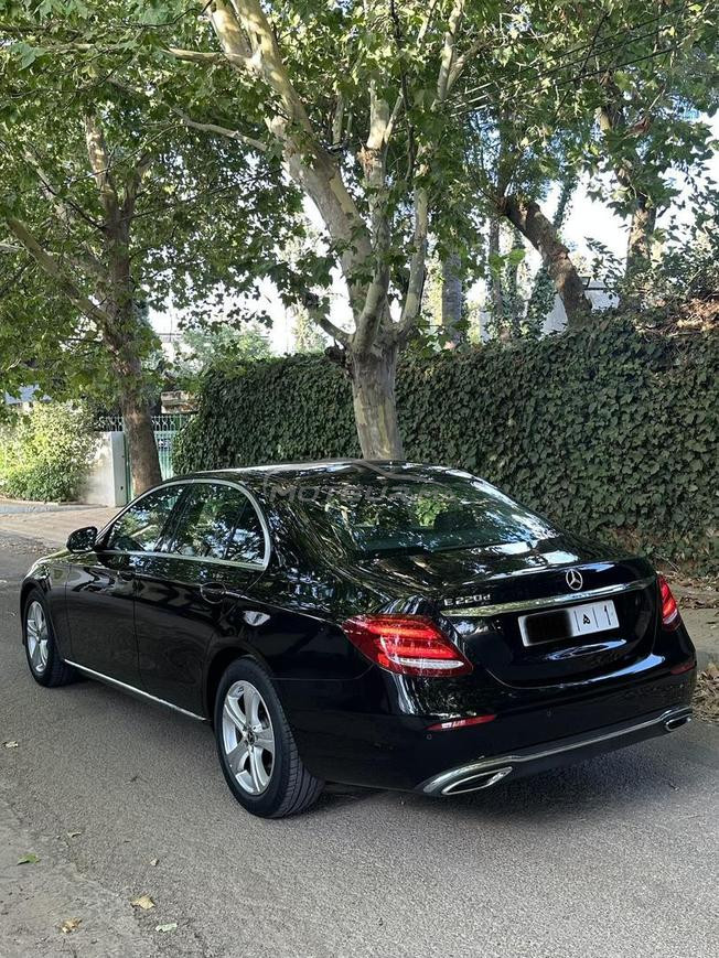 Mercedes e220d faible kilométrage toppp