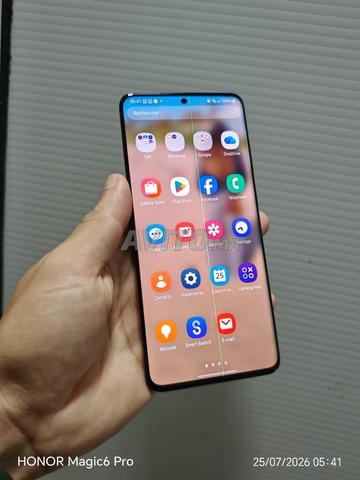 Samsung Galaxy S20 plus - 2