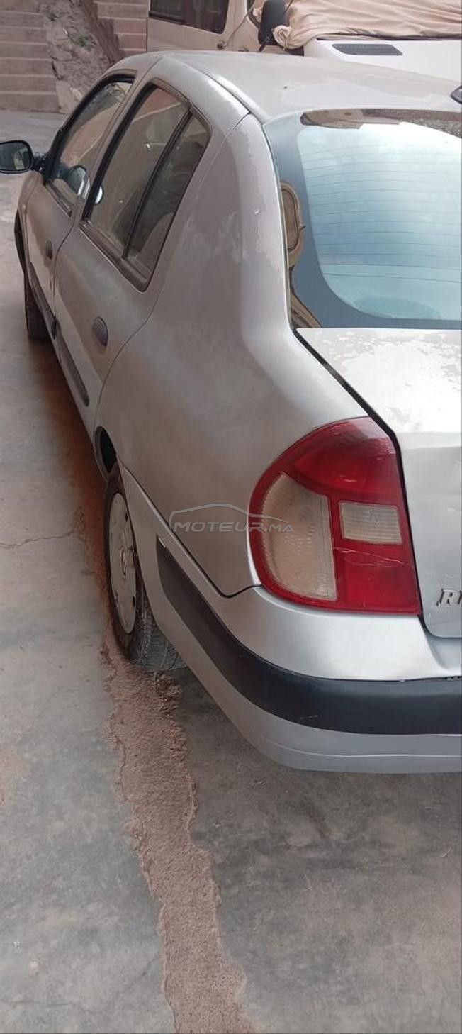 Renault Clio Essence Manuelle 2005 à Marrakech
