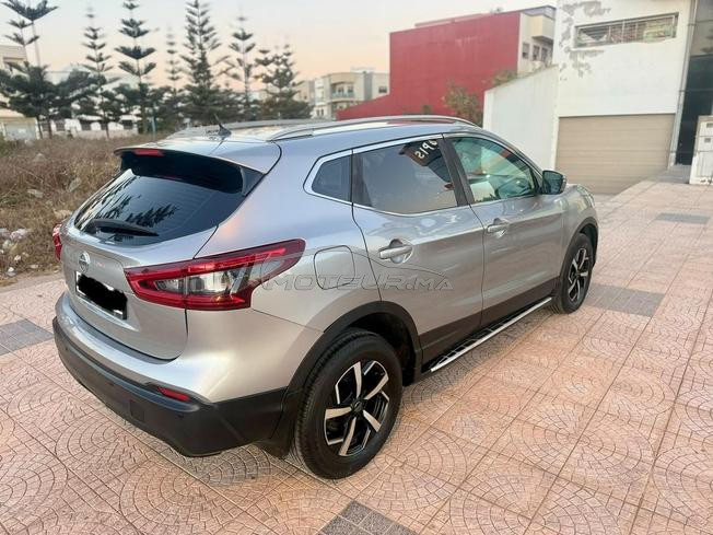 Nissan Qashqai 1er main 