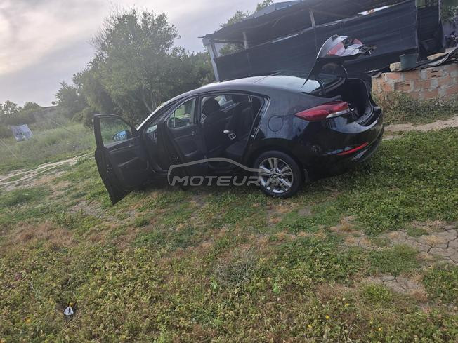 hyundai elantra en très bonne état 