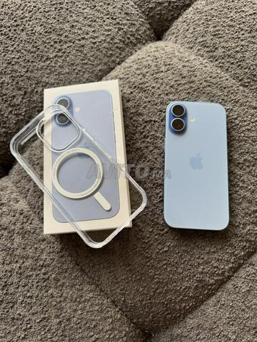 iPhone 17 BLEU 256go NEUF
