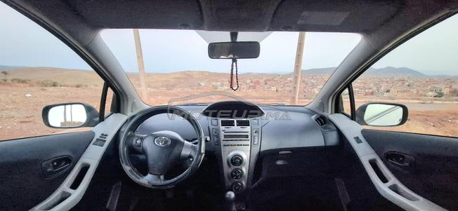 TOYOTA YARIS 2011