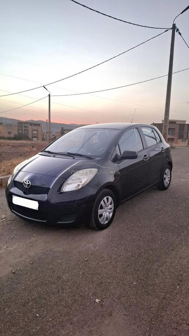 TOYOTA YARIS 2011