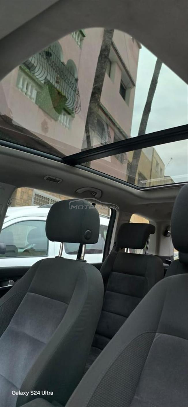 Voiture en très bon état, diesel, année 2018.