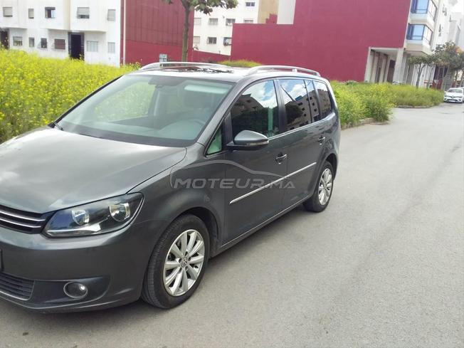 Voiture en très bon état, diesel, année 2018.