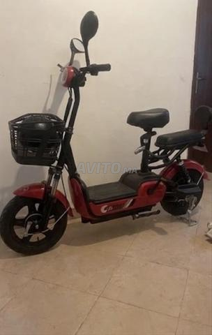 دراجة كهربائية على طراز السكوتر - 2