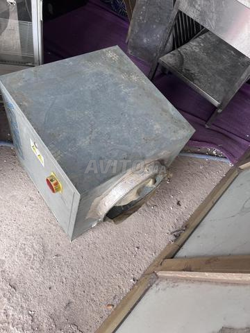 Hotte professionnelle 2m60 complète avec moteur - 2
