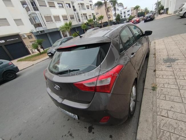 voiture en très bonne état à vendre 