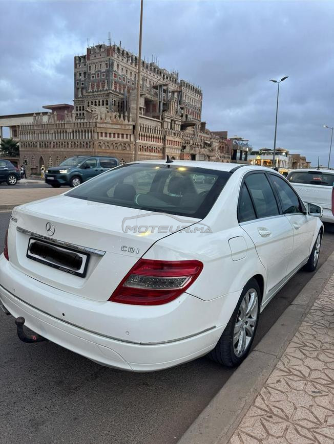 Mercedes-Benz 220 Diesel Automatique 2008 à Salé