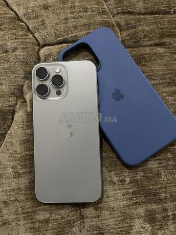 iPhone 16 Pro Max 256 Go 94% batterie neuve