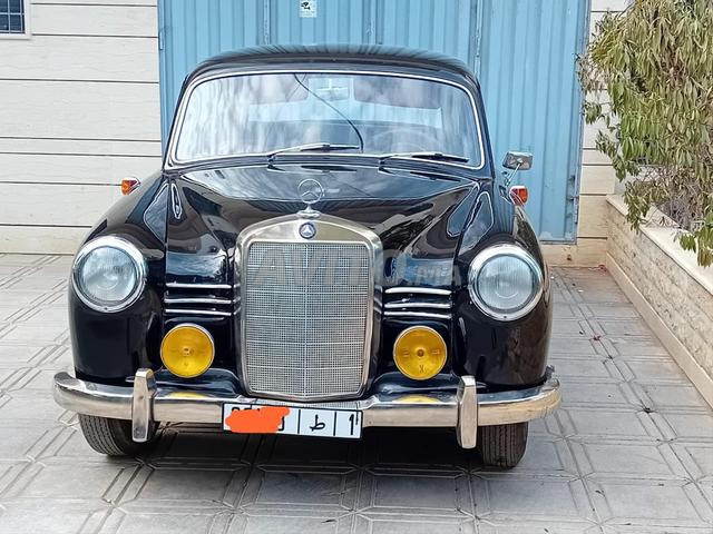 Mercedes 180 essence 4 cylindres dédouanée 2025 - 2
