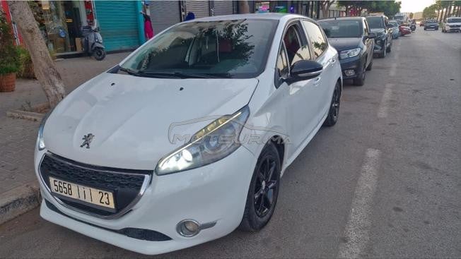 Peugeot 208 diesel 2014 - 12