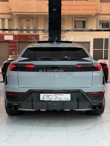 LAMBORGHINI URUS SE — 800 CH 🇮🇹