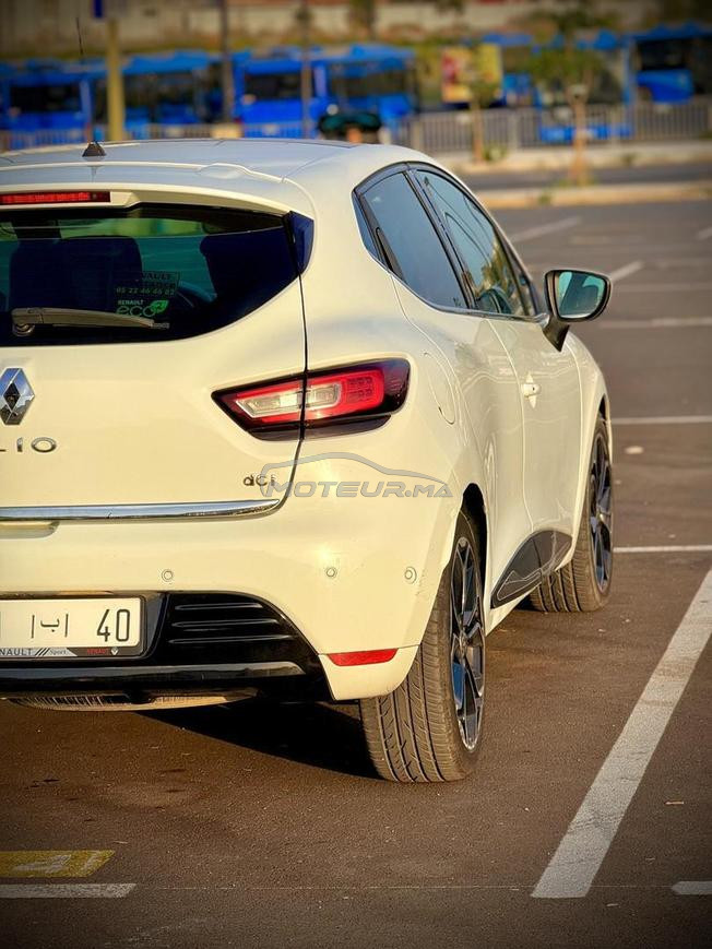 Clio4 Auto 2017 ImportéeNeuve Parking Auto et Toit