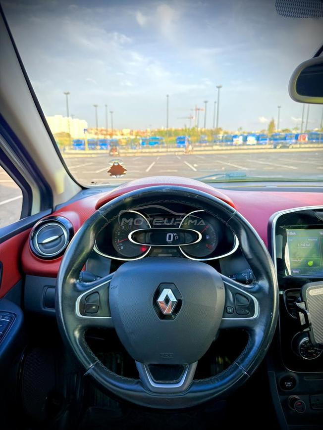 Clio4 Auto 2017 ImportéeNeuve Parking Auto et Toit