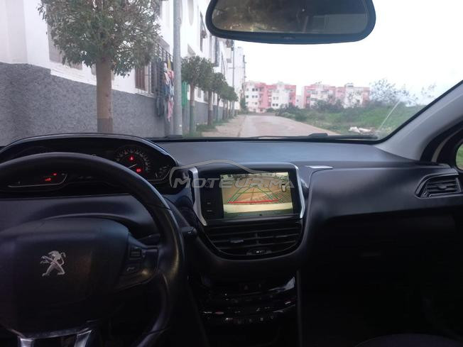 Peugeot  208