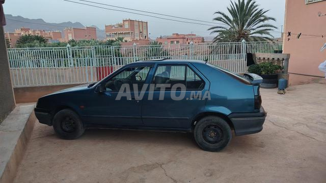 R19 à vendre bon état