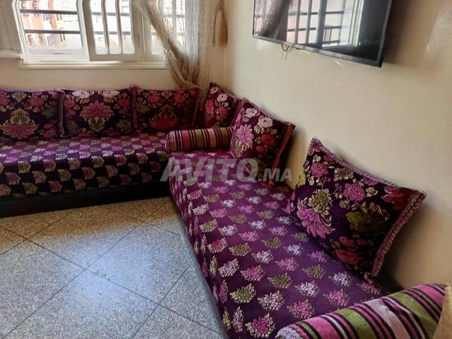 Matelas et bois et tapis - 2