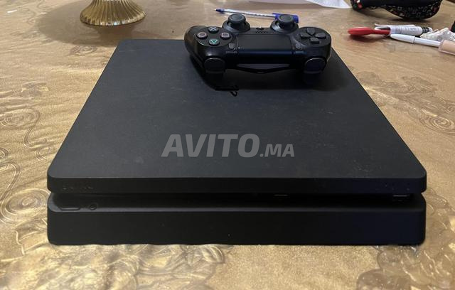 PS5 Slim (1TB / 1000 Go) en excellent état - 2