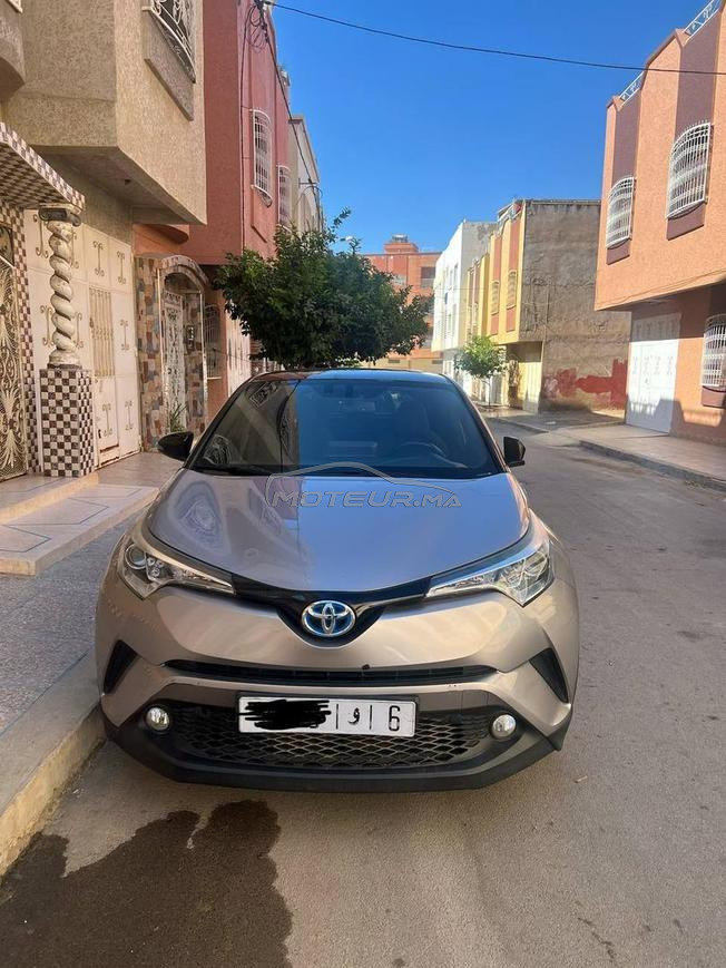 Toyota C-HR Hybride Automatique 2018 à Khemisset