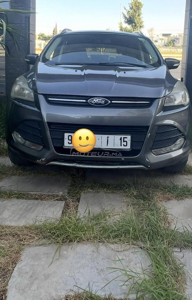 Ford kuga 2 litres diesel model 2014 / 280 000 km