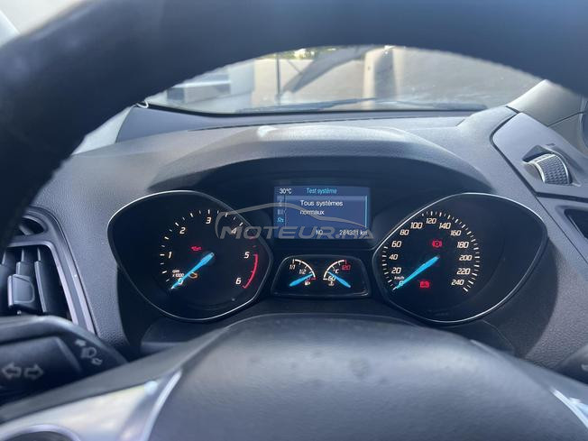 Ford kuga 2 litres diesel model 2014 / 280 000 km