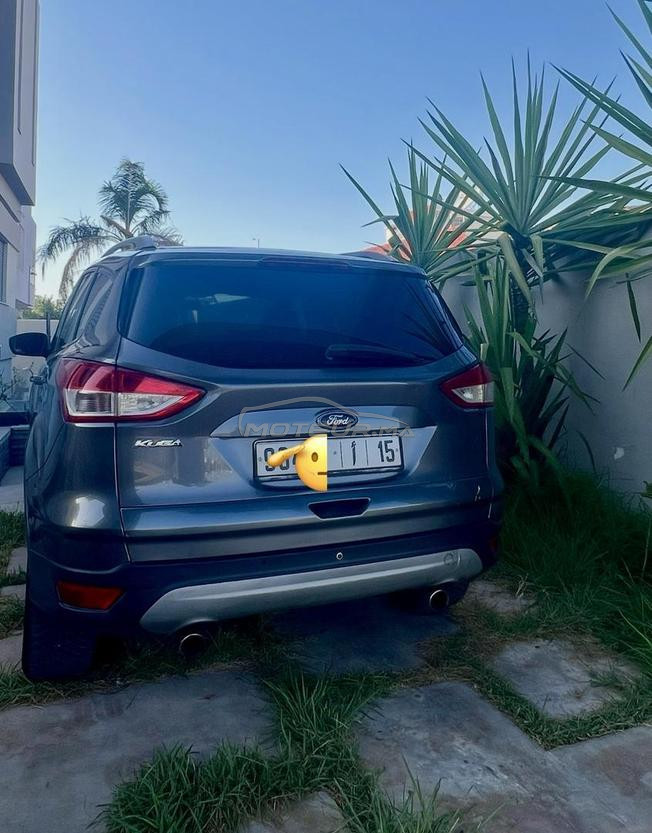 Ford kuga 2 litres diesel model 2014 / 280 000 km