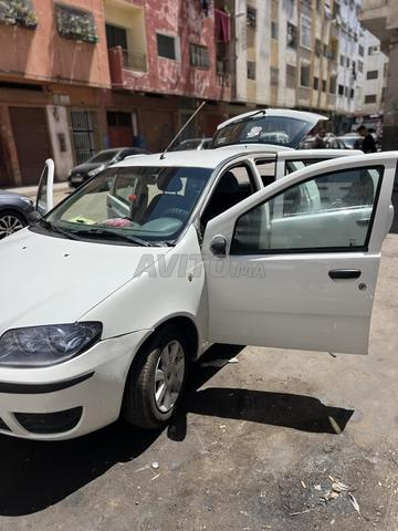 Fiat Punto Essence Manuelle 2009 à Casablanca - 2