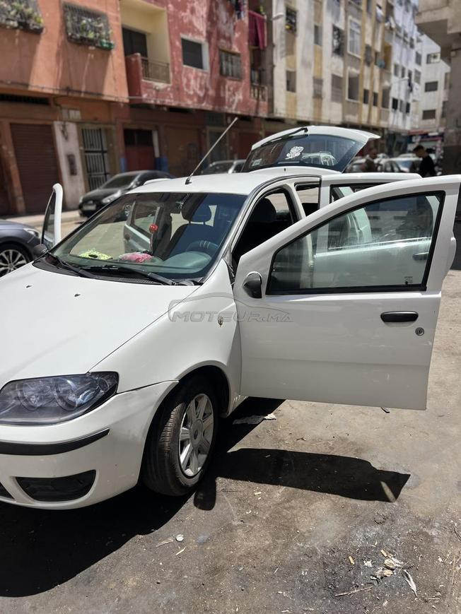Fiat Punto Essence Manuelle 2009 à Casablanca