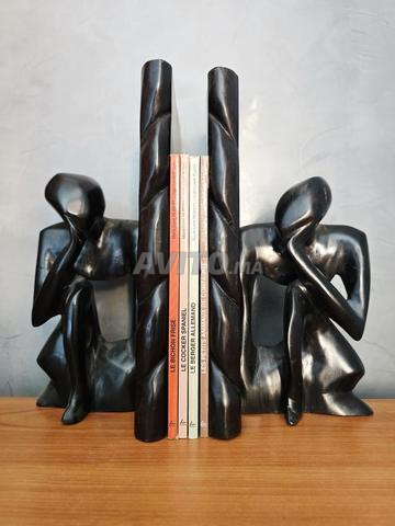 منحوتات يدوية من خشب الأبنوس - 2