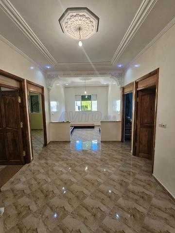 منزل مجهز من طابق أرضي وطابق علوي - 2