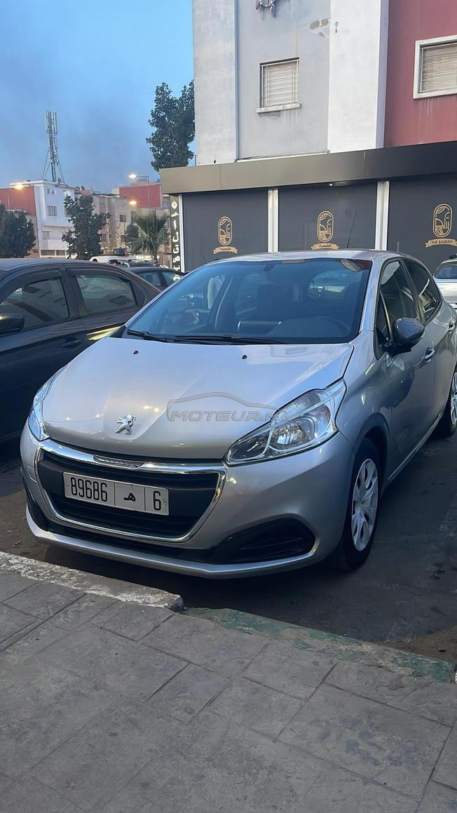 🚗 Peugeot 208 1.6 Diesel – 2017 – 140 000 km