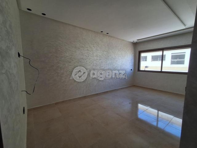 CMN-AC-2196 - Appartement à vendre à Sidi Maarouf