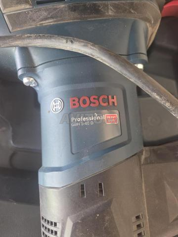 هذه المثقاب SDS-max هي Bosch Professional - 2