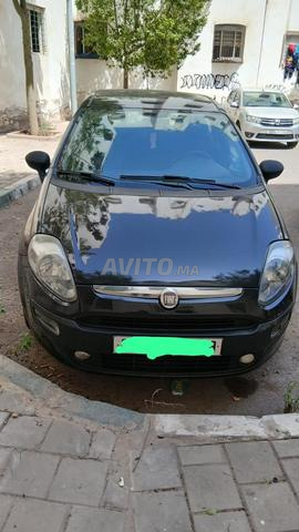 Fiat Punto Diesel Manuelle 2017 à Casablanca - 2