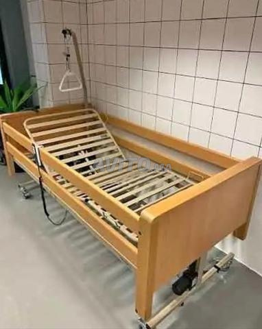 Lit médicalisé - 2