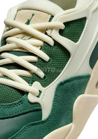 Nike - JORDAN 4 - 2