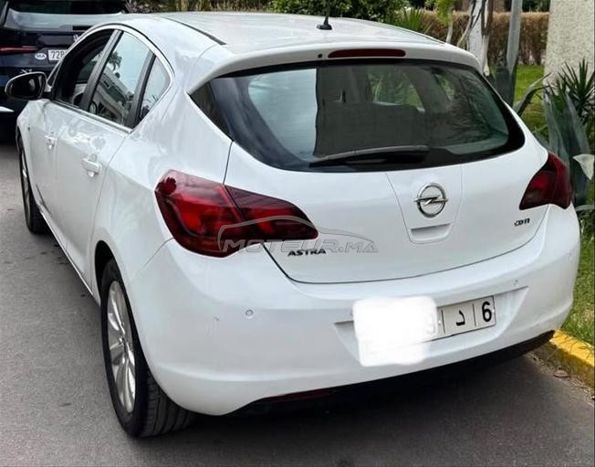 Opel Astra Cosmo 2012 1ère main 