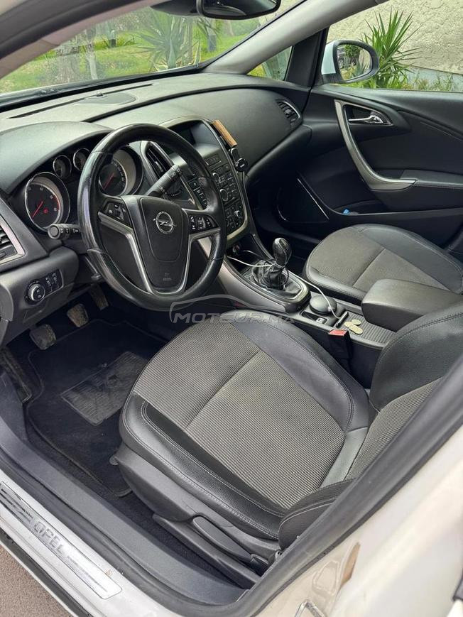 Opel Astra Cosmo 2012 1ère main 