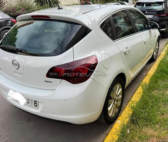Opel Astra Cosmo 2012 1ère main 