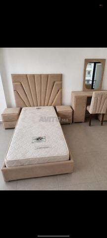 Chambre à coucher luxueuse et moderne - 2