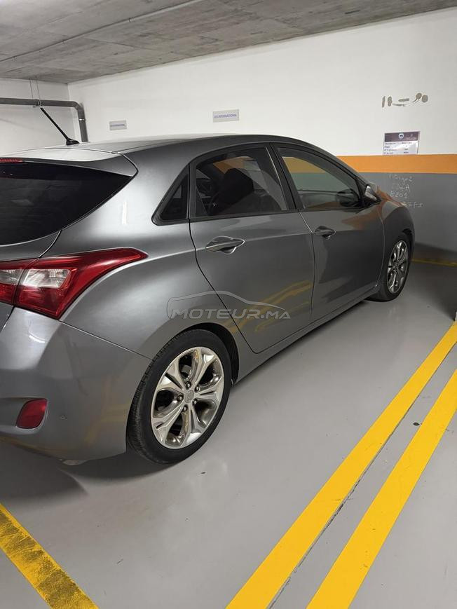 Hyundai i30 très bon état tout