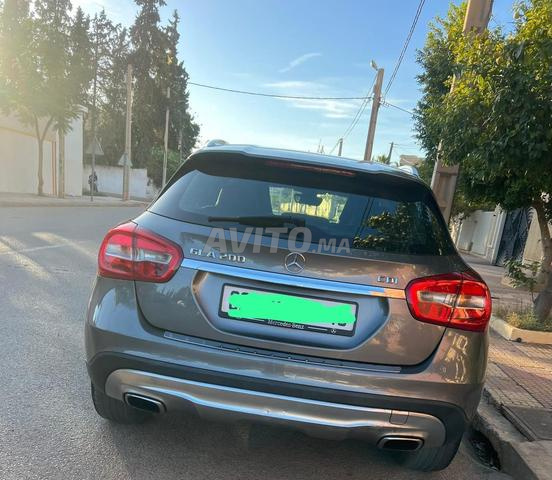 Mercedes GLA - 2