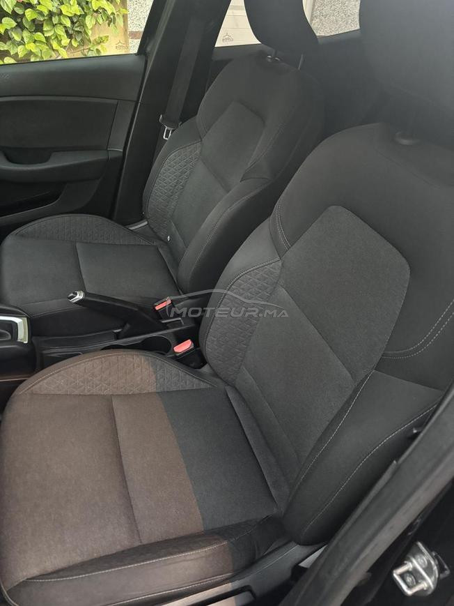 clio5 automatique 2023 essence